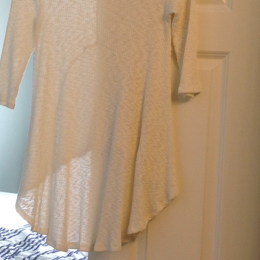 HiLow Top - Picture 4 of 4